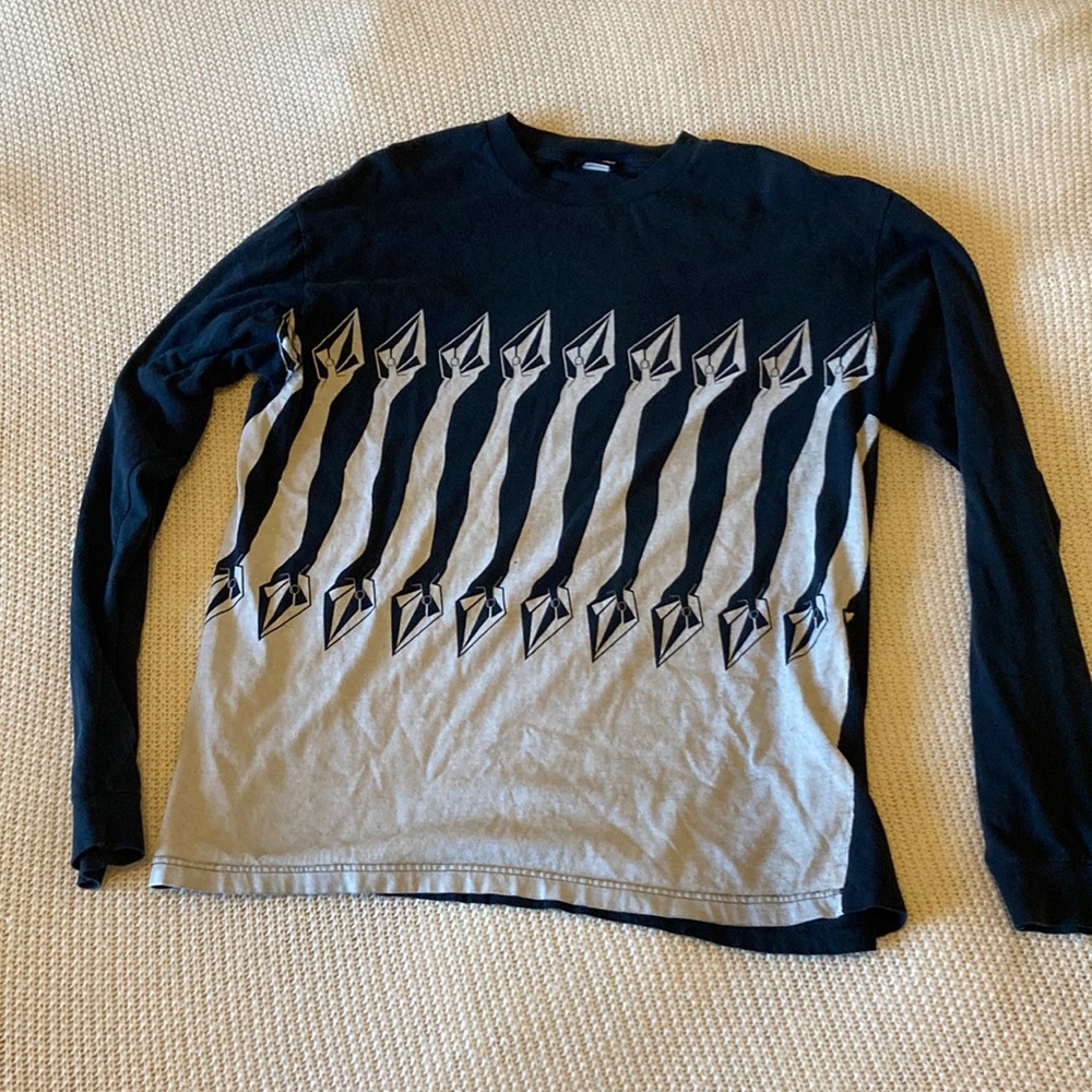 Volcom long sleeve t